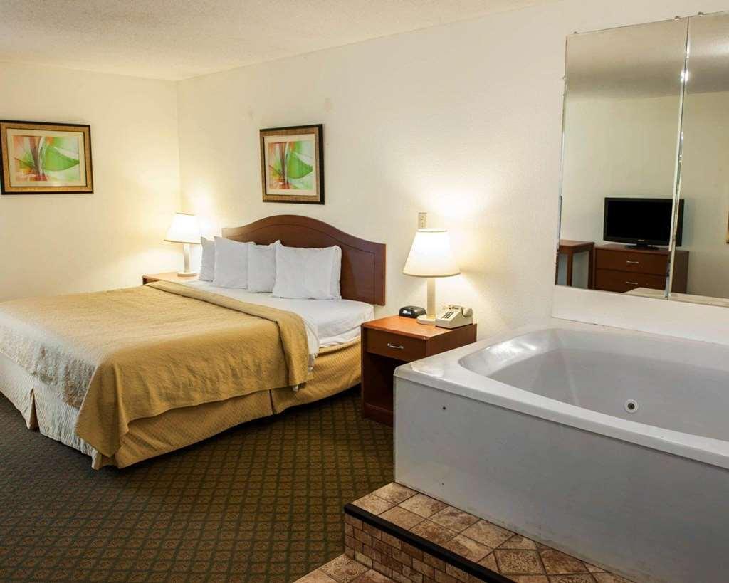 Quality Inn And Suites Indianapolis Oda fotoğraf